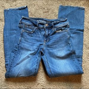 American Eagle Size 6 Super Stretch jeans